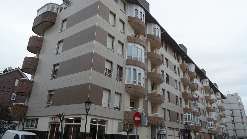 Obra de referencia Bloque viviendas Colindres  Obra de referencia Bloque viviendas Colindres