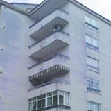 edificio-soporte-fachada-antiguo Miniatura