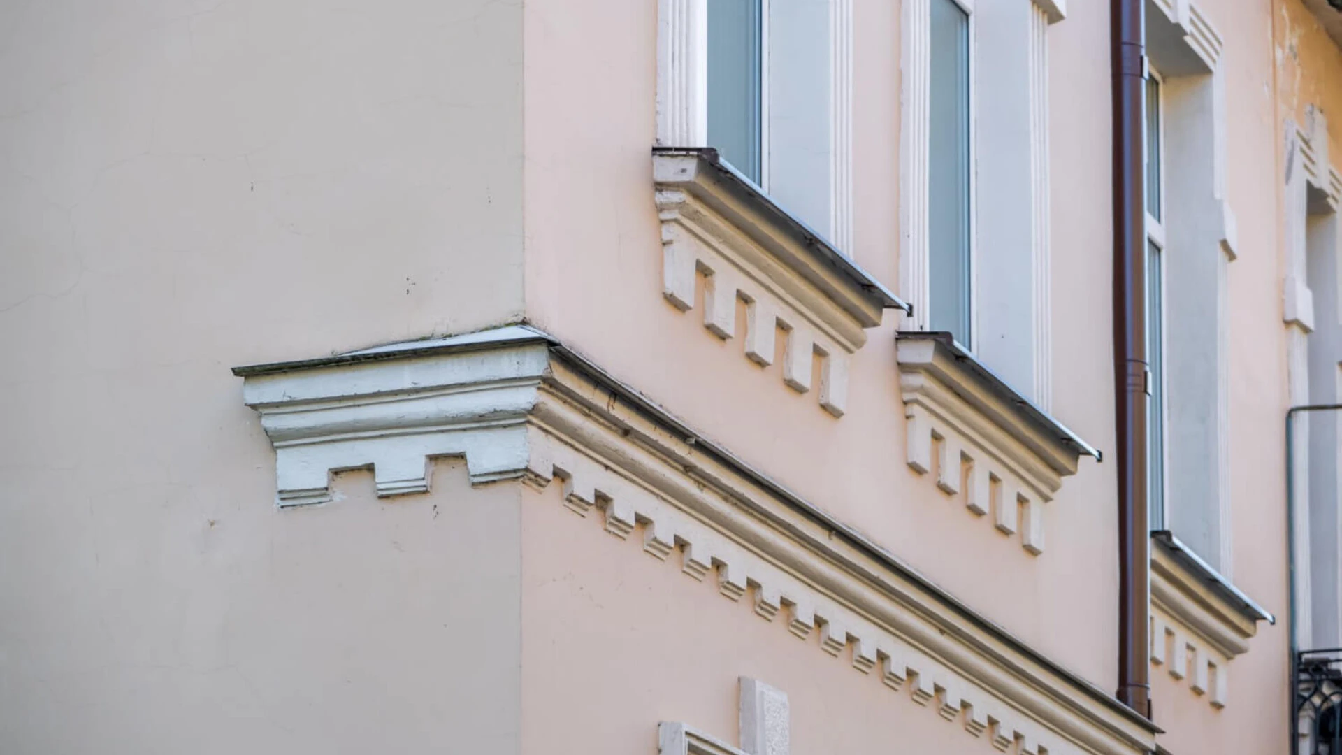 Molduras para fachadas exteriores Molduras para fachadas exteriores