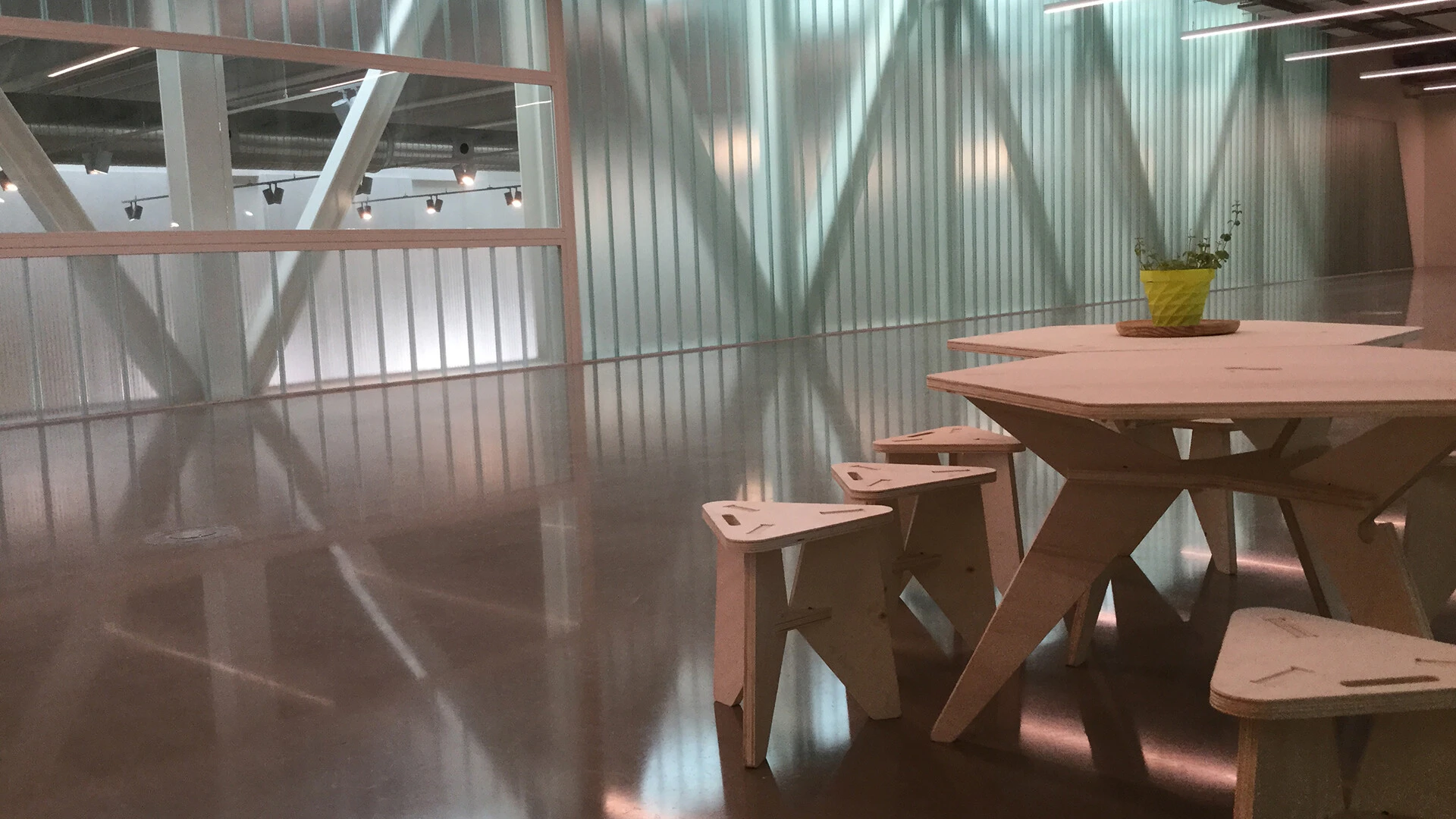 Obra de referencia la Tabakalera Obra de referencia la Tabakalera