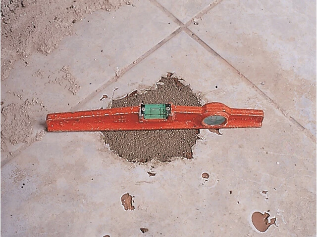 Poner a nivel las baldosas