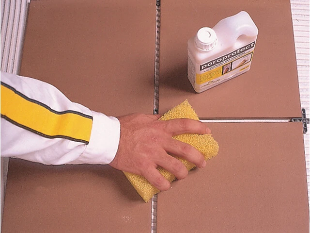 Eliminar suciedad cerámica