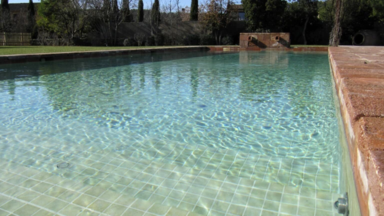 Obra de referencia piscina privada Sant Feliu Boada