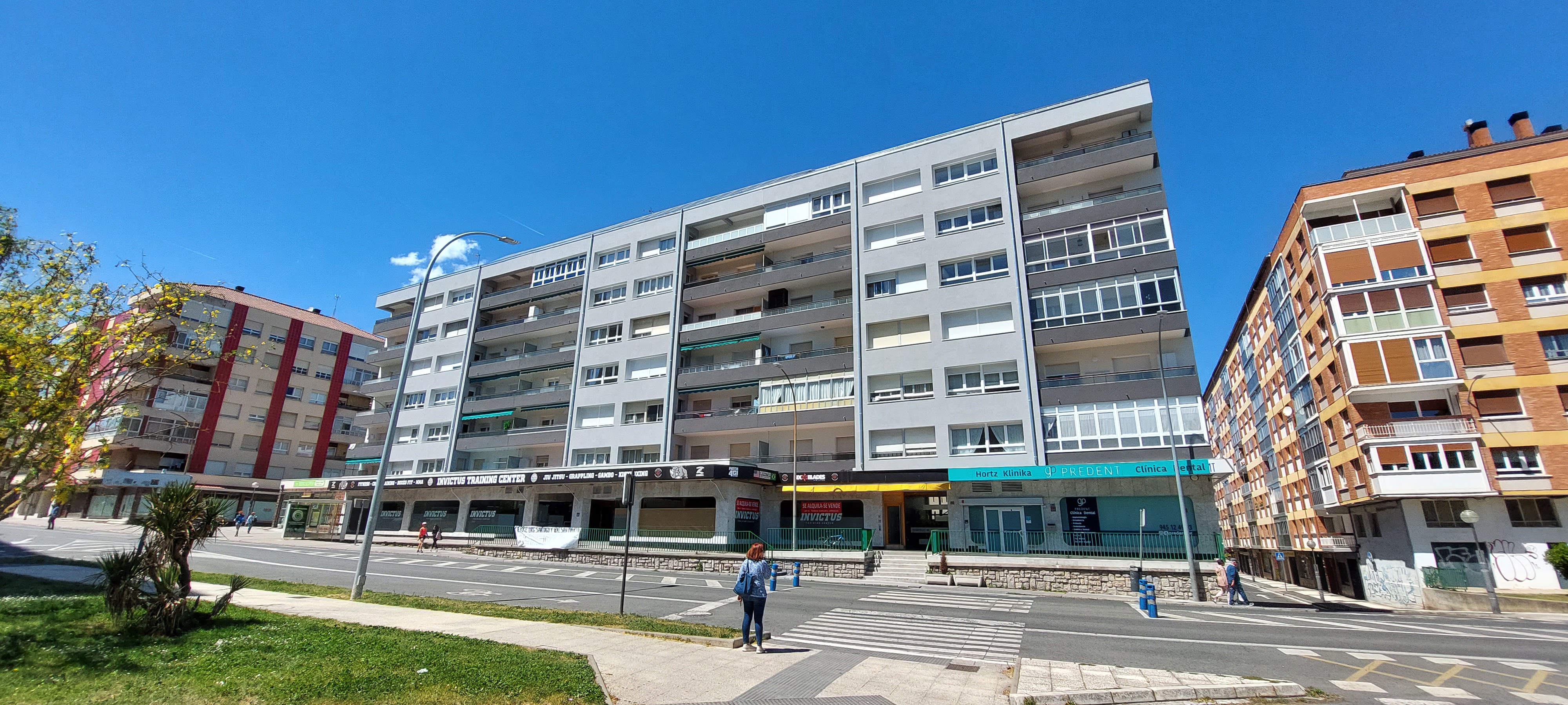 Fachada delantera (1).jpg